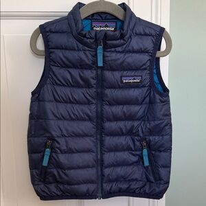Patagonia Kids Navy Blue Quilted  Puffer Vest